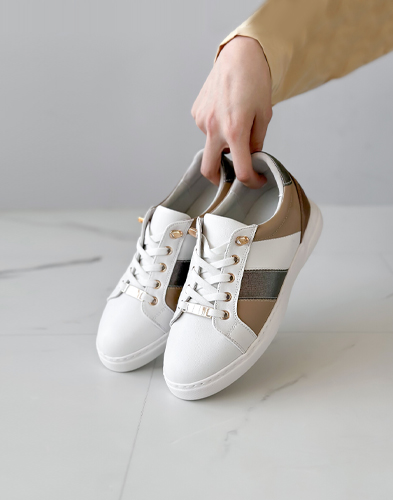 흰색 베이직 레더 스니커즈 NG001